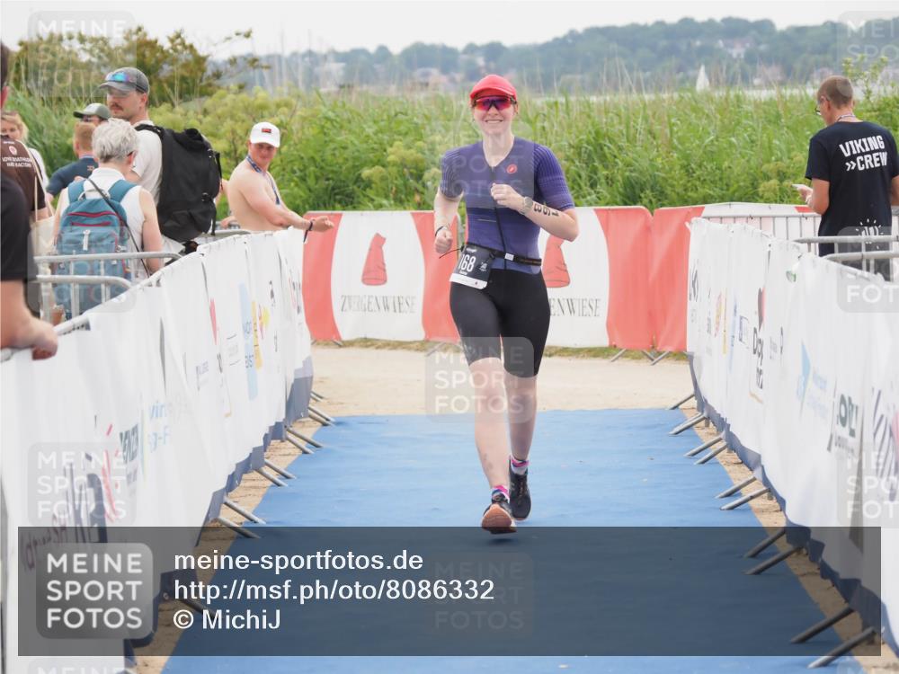 22.06.2025 - Viking Triathlon MichiJ http://msf.ph/oto/8086332 22.06.2025 16:16:24 Ziel 168 meine-sportfotos.de