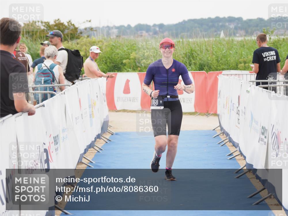 22.06.2025 - Viking Triathlon MichiJ http://msf.ph/oto/8086360 22.06.2025 16:16:24 Ziel 168 meine-sportfotos.de