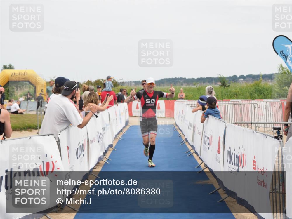 22.06.2025 - Viking Triathlon MichiJ http://msf.ph/oto/8086380 22.06.2025 14:48:03 Ziel 145, 520 meine-sportfotos.de