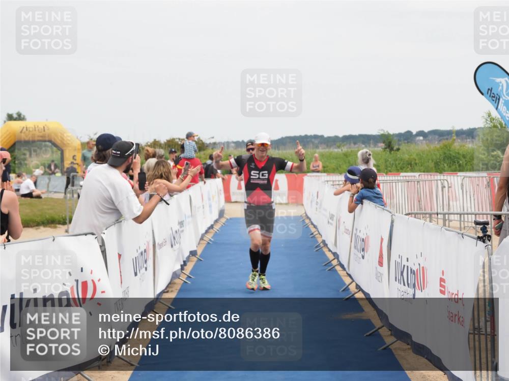 22.06.2025 - Viking Triathlon MichiJ http://msf.ph/oto/8086386 22.06.2025 14:48:03 Ziel 145, 520 meine-sportfotos.de