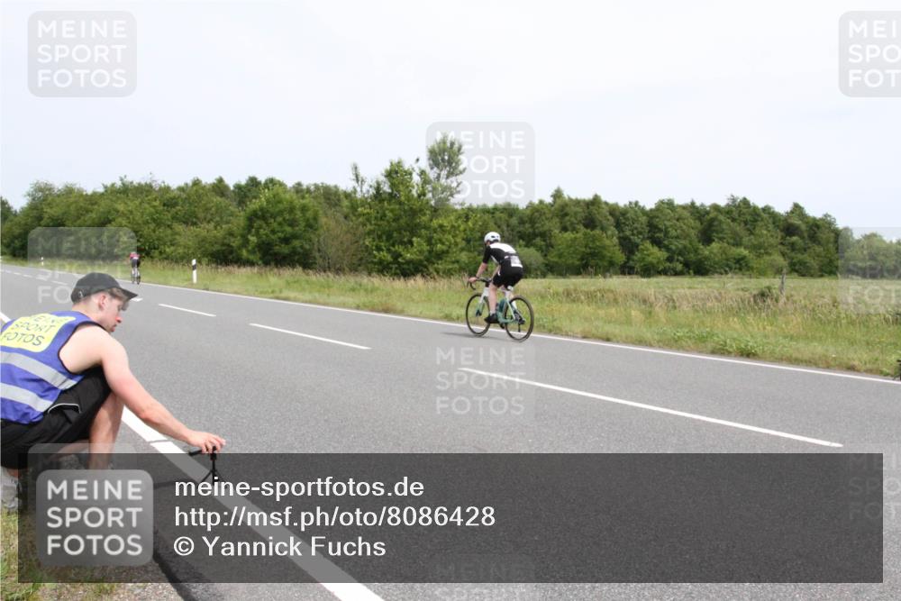 22.06.2025 - Viking Triathlon Yannick Fuchs http://msf.ph/oto/8086428 22.06.2025 13:12:16 Radfahren 261, 431, 515 meine-sportfotos.de