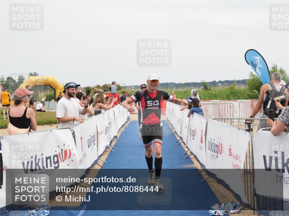 22.06.2025 - Viking Triathlon MichiJ http://msf.ph/oto/8086444 22.06.2025 14:48:04 Ziel 145, 520 meine-sportfotos.de