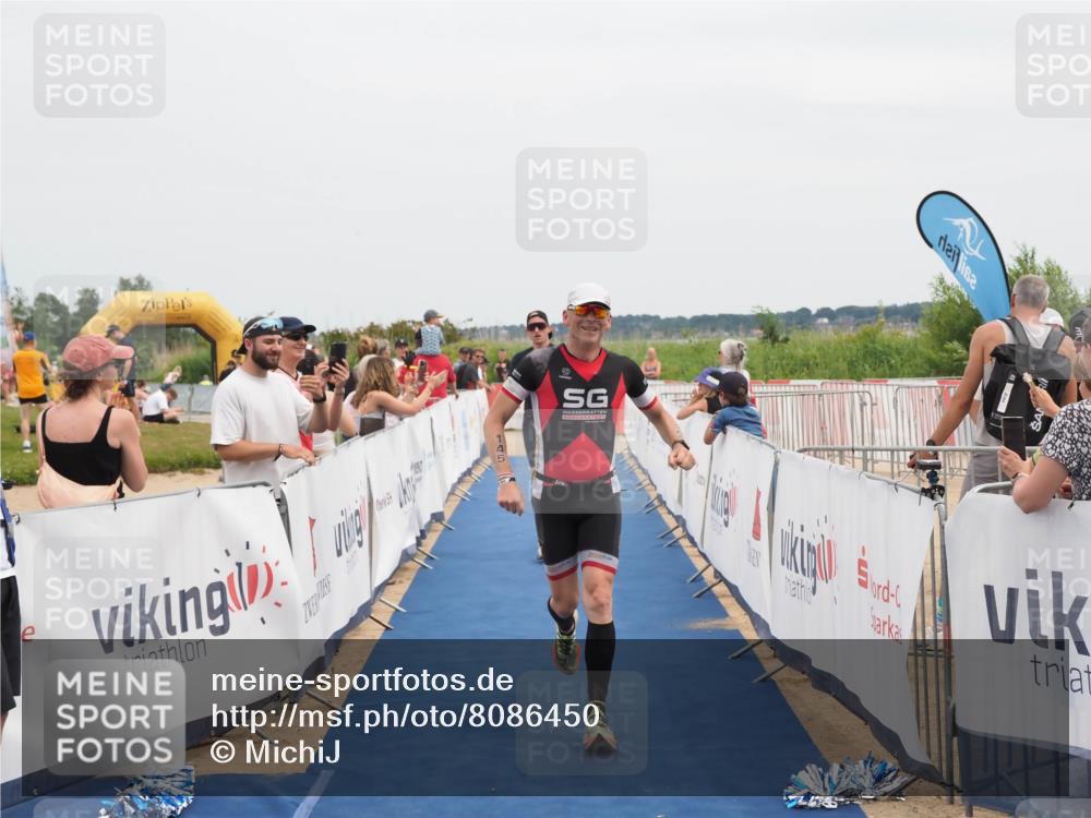 22.06.2025 - Viking Triathlon MichiJ http://msf.ph/oto/8086450 22.06.2025 14:48:04 Ziel 145, 520 meine-sportfotos.de