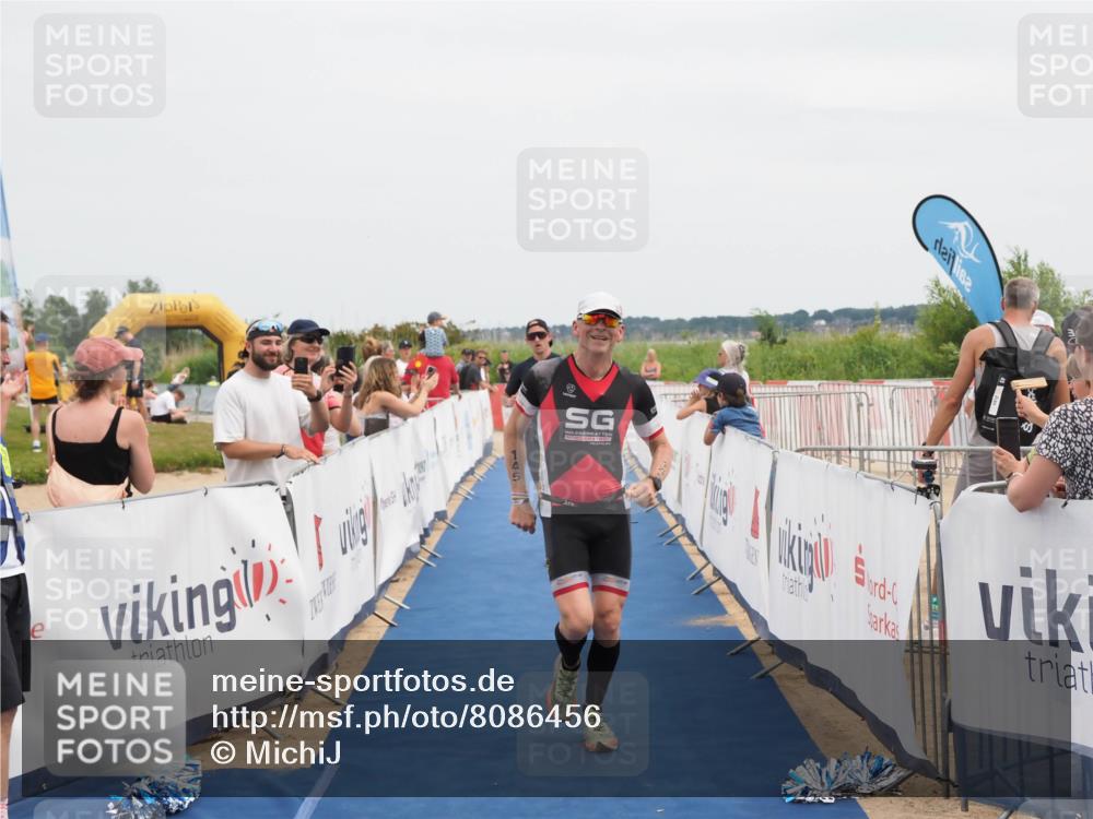 22.06.2025 - Viking Triathlon MichiJ http://msf.ph/oto/8086456 22.06.2025 14:48:04 Ziel 145, 520 meine-sportfotos.de