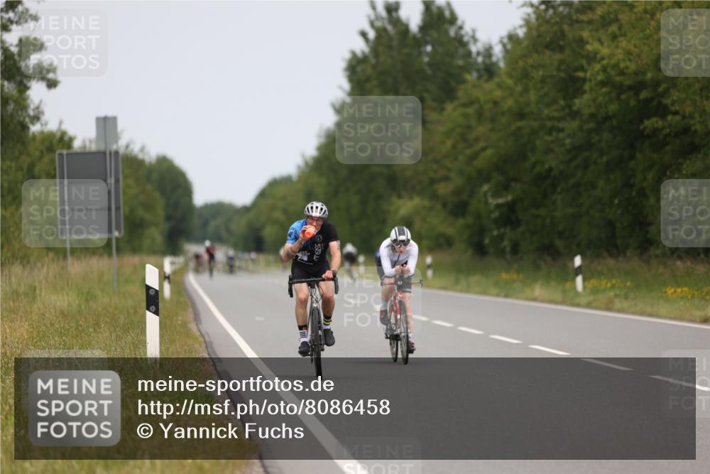 22.06.2025 - Viking Triathlon Yannick Fuchs http://msf.ph/oto/8086458 22.06.2025 12:44:23 Radfahren 136, 342, 374, 634 meine-sportfotos.de