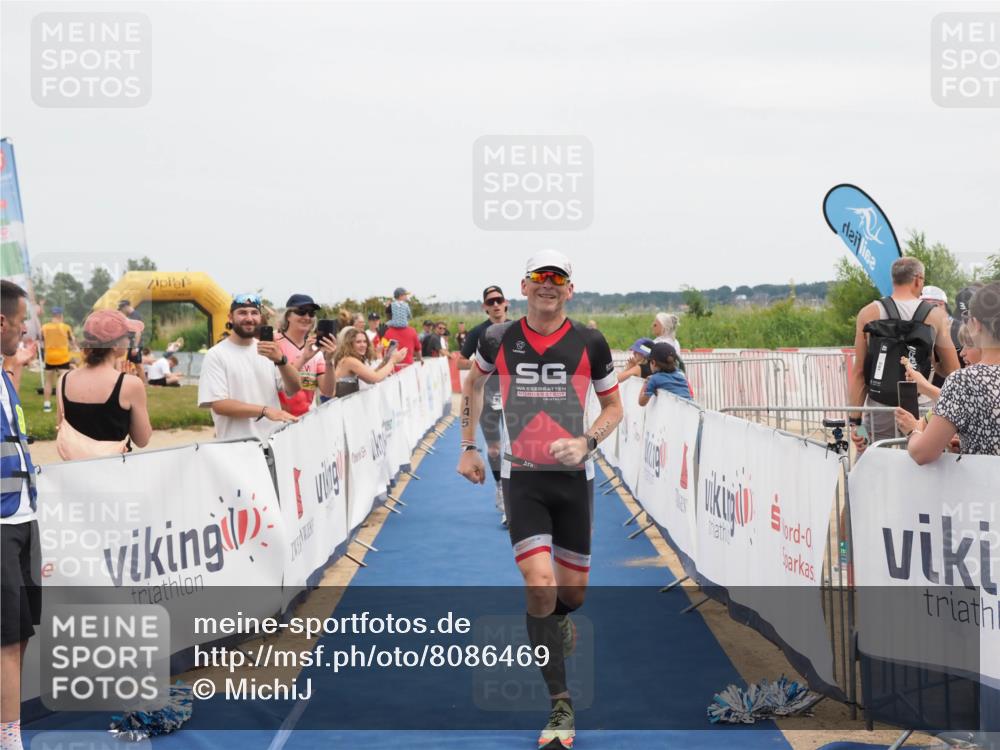 22.06.2025 - Viking Triathlon MichiJ http://msf.ph/oto/8086469 22.06.2025 14:48:04 Ziel 145, 520 meine-sportfotos.de