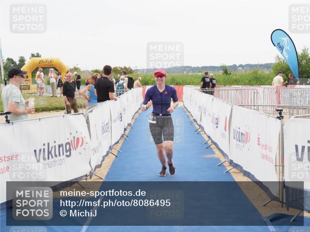 22.06.2025 - Viking Triathlon MichiJ http://msf.ph/oto/8086495 22.06.2025 16:16:27 Ziel 168 meine-sportfotos.de