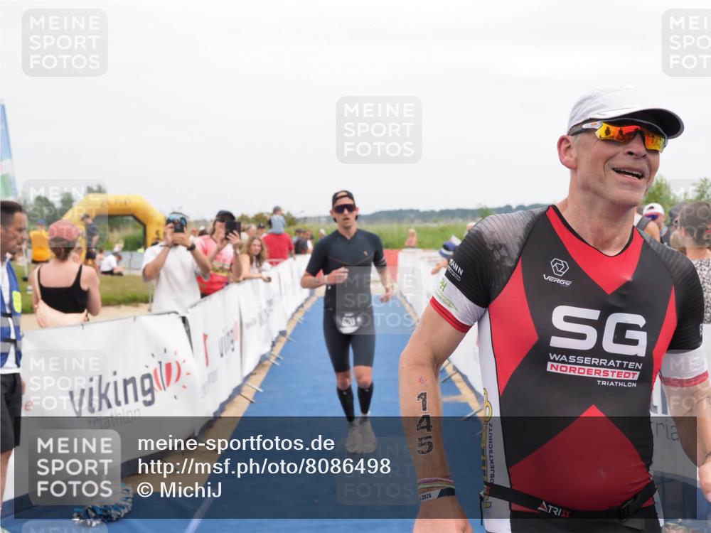 22.06.2025 - Viking Triathlon MichiJ http://msf.ph/oto/8086498 22.06.2025 14:48:06 Ziel 145, 520 meine-sportfotos.de