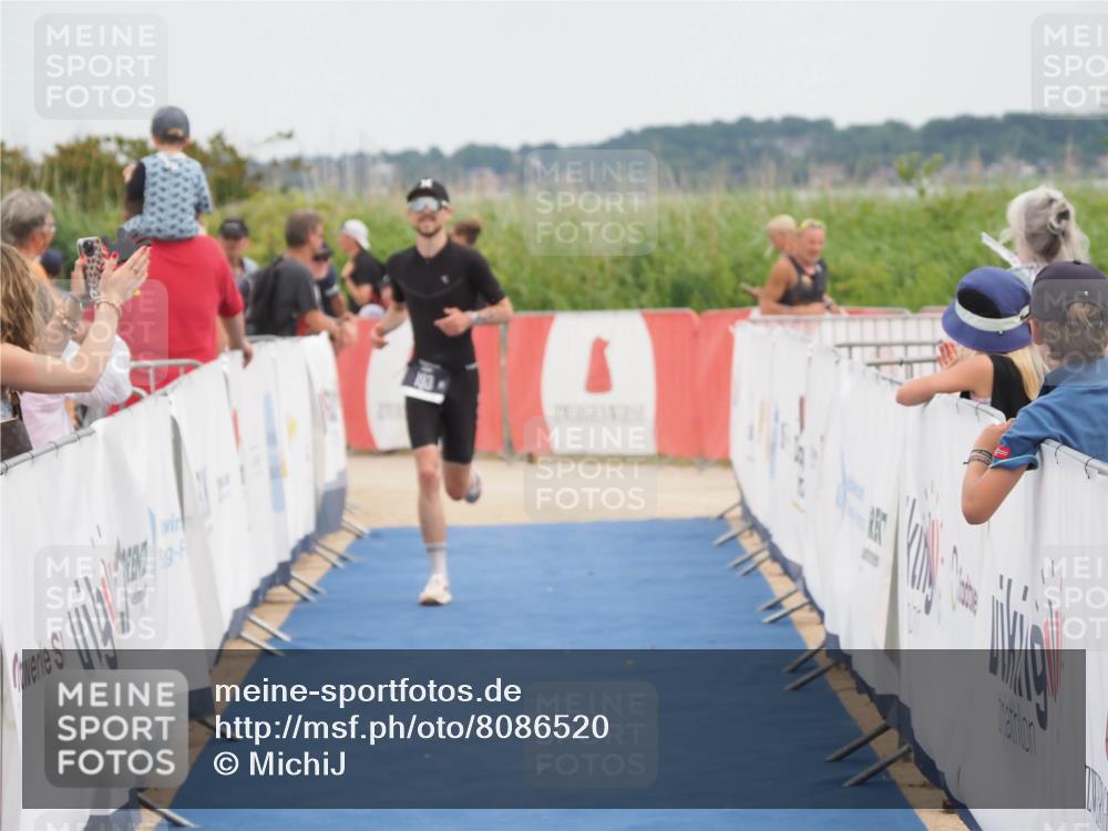 22.06.2025 - Viking Triathlon MichiJ http://msf.ph/oto/8086520 22.06.2025 14:48:30 Ziel 193 meine-sportfotos.de