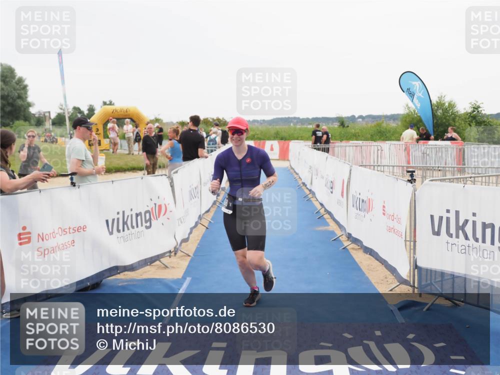 22.06.2025 - Viking Triathlon MichiJ http://msf.ph/oto/8086530 22.06.2025 16:16:28 Ziel 168 meine-sportfotos.de