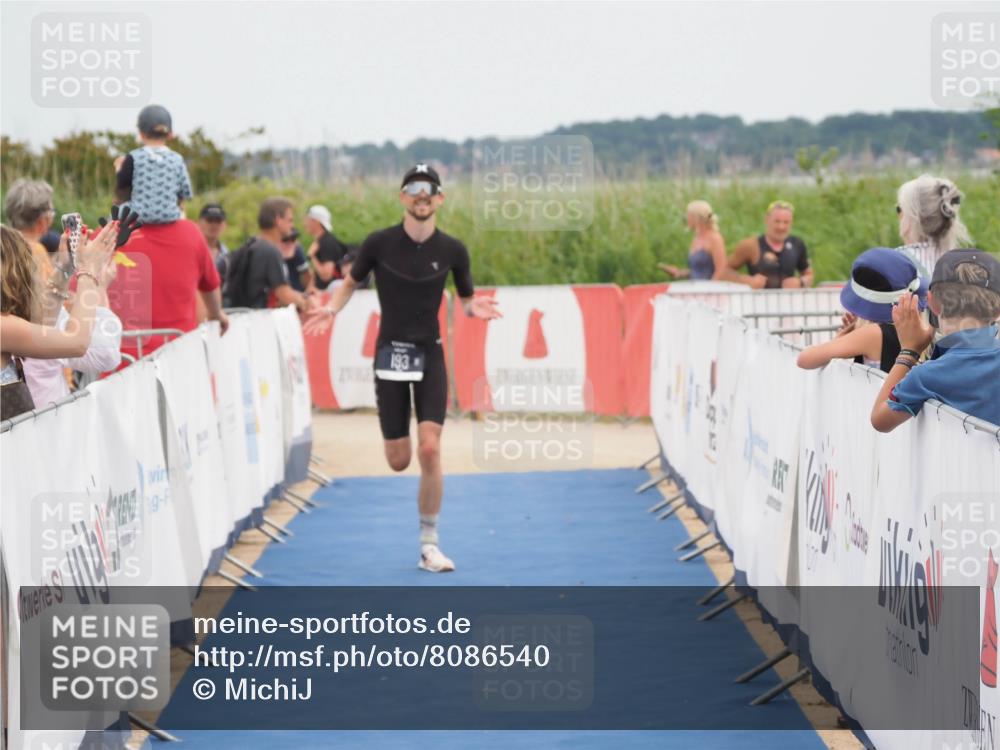 22.06.2025 - Viking Triathlon MichiJ http://msf.ph/oto/8086540 22.06.2025 14:48:30 Ziel 193 meine-sportfotos.de