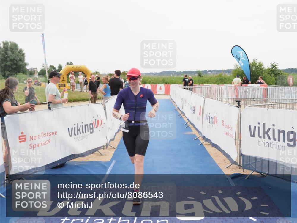 22.06.2025 - Viking Triathlon MichiJ http://msf.ph/oto/8086543 22.06.2025 16:16:28 Ziel 168 meine-sportfotos.de