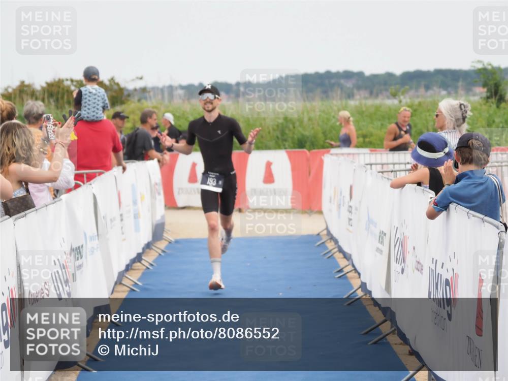 22.06.2025 - Viking Triathlon MichiJ http://msf.ph/oto/8086552 22.06.2025 14:48:31 Ziel 193 meine-sportfotos.de