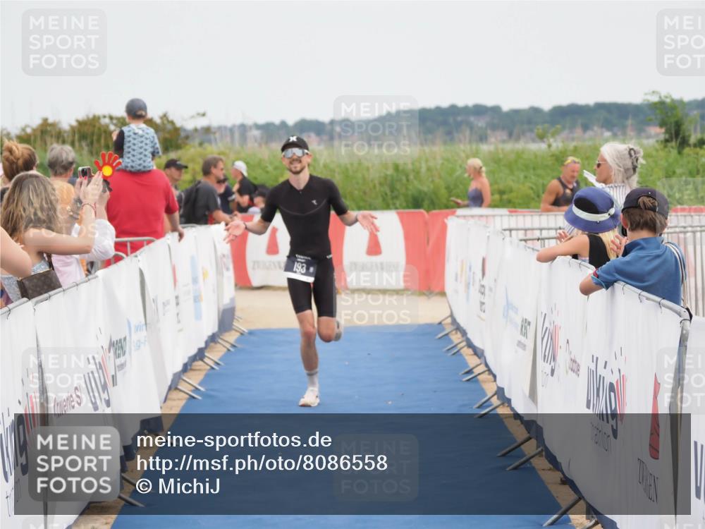 22.06.2025 - Viking Triathlon MichiJ http://msf.ph/oto/8086558 22.06.2025 14:48:31 Ziel 193 meine-sportfotos.de