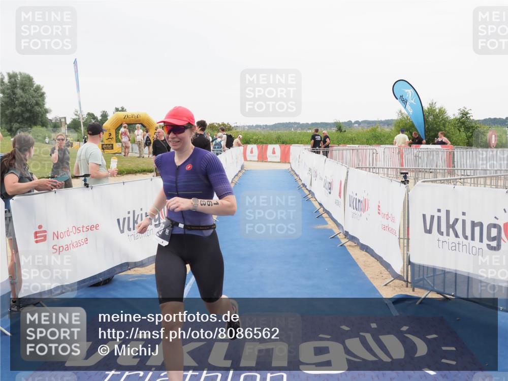 22.06.2025 - Viking Triathlon MichiJ http://msf.ph/oto/8086562 22.06.2025 16:16:28 Ziel 168 meine-sportfotos.de