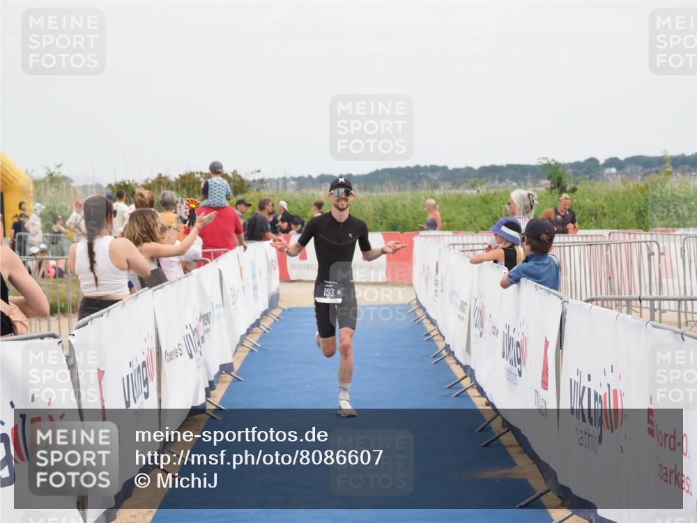 22.06.2025 - Viking Triathlon MichiJ http://msf.ph/oto/8086607 22.06.2025 14:48:32 Ziel 193 meine-sportfotos.de