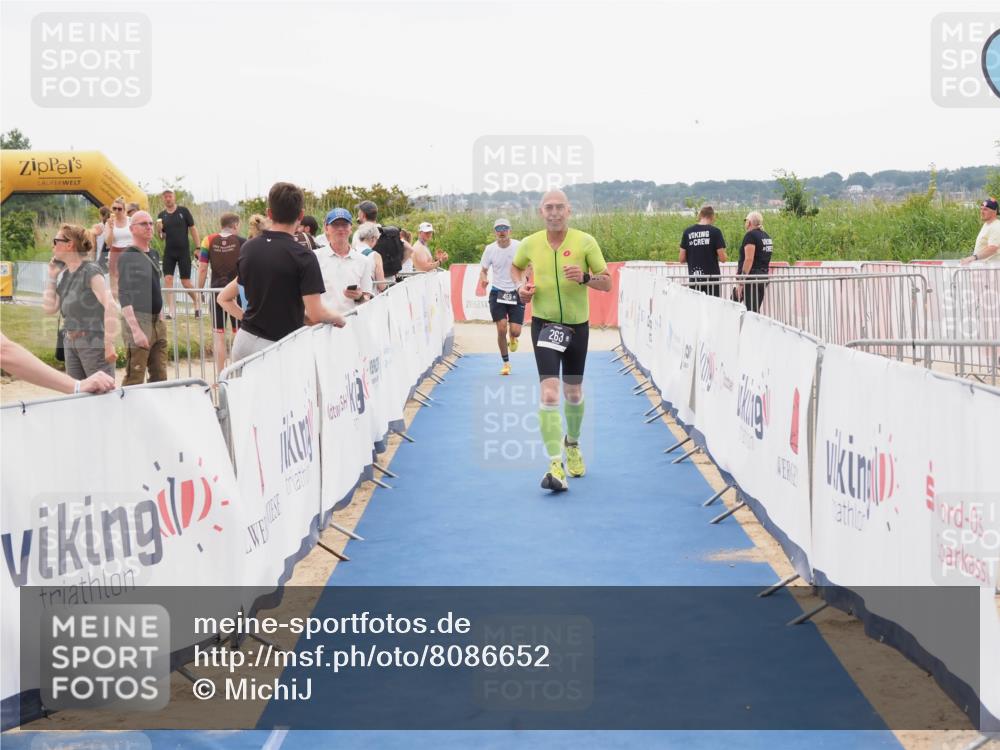 22.06.2025 - Viking Triathlon MichiJ http://msf.ph/oto/8086652 22.06.2025 16:16:50 Ziel 263, 459 meine-sportfotos.de