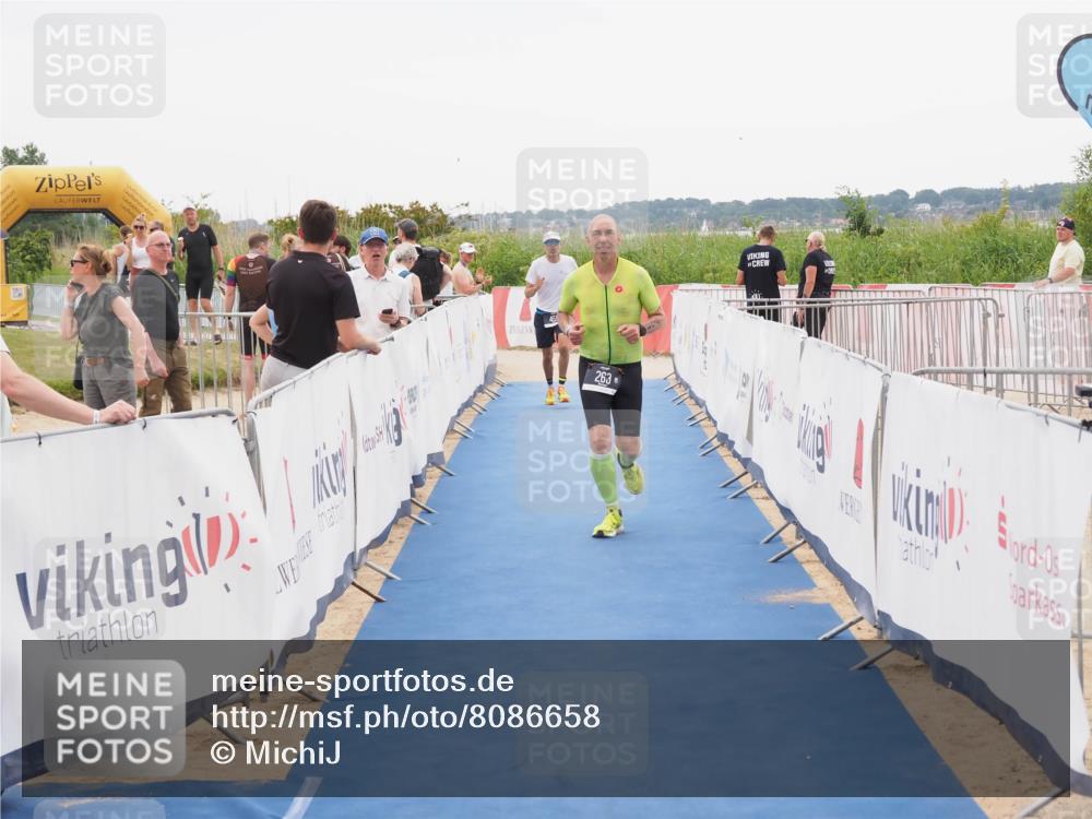 22.06.2025 - Viking Triathlon MichiJ http://msf.ph/oto/8086658 22.06.2025 16:16:50 Ziel 263, 459 meine-sportfotos.de