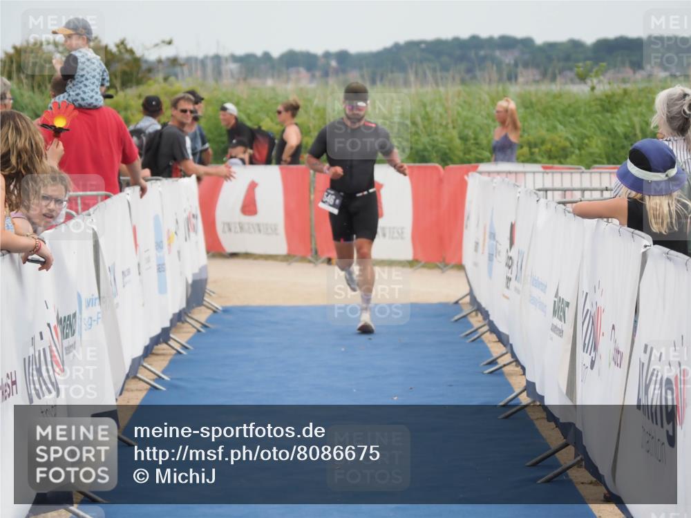 22.06.2025 - Viking Triathlon MichiJ http://msf.ph/oto/8086675 22.06.2025 14:48:41 Ziel 546 meine-sportfotos.de
