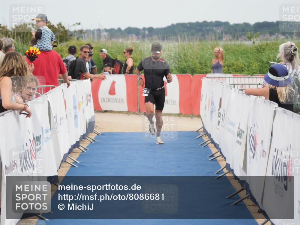22.06.2025 - Viking Triathlon MichiJ http://msf.ph/oto/8086681 22.06.2025 14:48:41 Ziel 546 meine-sportfotos.de
