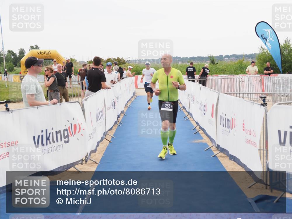 22.06.2025 - Viking Triathlon MichiJ http://msf.ph/oto/8086713 22.06.2025 16:16:51 Ziel 263, 459 meine-sportfotos.de