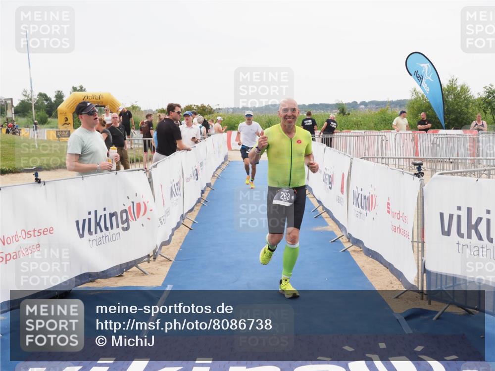 22.06.2025 - Viking Triathlon MichiJ http://msf.ph/oto/8086738 22.06.2025 16:16:52 Ziel 263, 459 meine-sportfotos.de