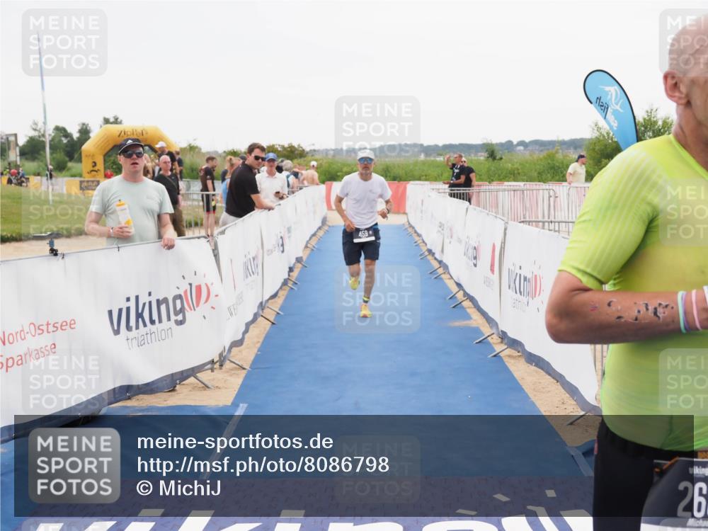 22.06.2025 - Viking Triathlon MichiJ http://msf.ph/oto/8086798 22.06.2025 16:16:53 Ziel 263, 459 meine-sportfotos.de