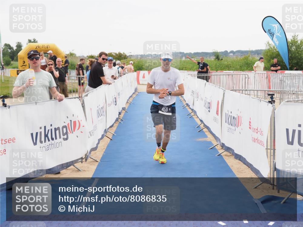 22.06.2025 - Viking Triathlon MichiJ http://msf.ph/oto/8086835 22.06.2025 16:16:54 Ziel 263, 459 meine-sportfotos.de