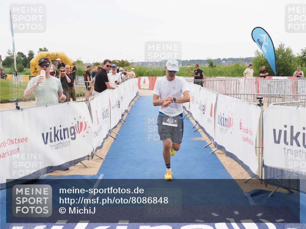 22.06.2025 - Viking Triathlon MichiJ http://msf.ph/oto/8086848 22.06.2025 16:16:54 Ziel 263, 459 meine-sportfotos.de