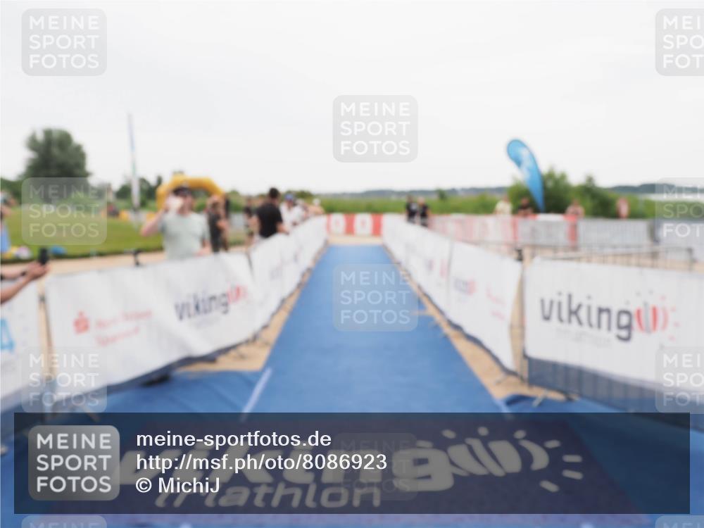 22.06.2025 - Viking Triathlon MichiJ http://msf.ph/oto/8086923 22.06.2025 16:16:56 Ziel 263, 459 meine-sportfotos.de