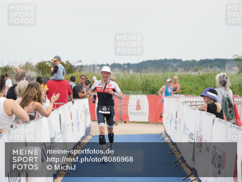 22.06.2025 - Viking Triathlon MichiJ http://msf.ph/oto/8086968 22.06.2025 14:49:06 Ziel 416 meine-sportfotos.de