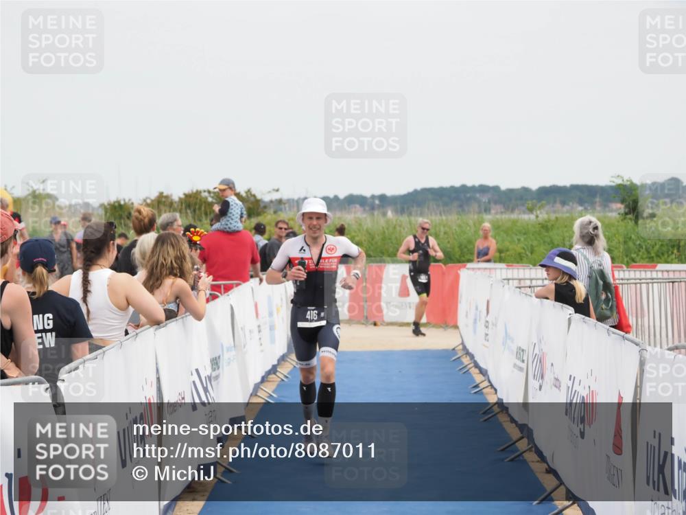 22.06.2025 - Viking Triathlon MichiJ http://msf.ph/oto/8087011 22.06.2025 14:49:07 Ziel 416 meine-sportfotos.de