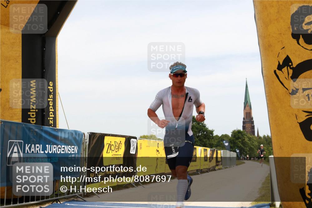 22.06.2025 - Viking Triathlon H.Heesch http://msf.ph/oto/8087697 22.06.2025 12:42:14 Laufen 6 meine-sportfotos.de