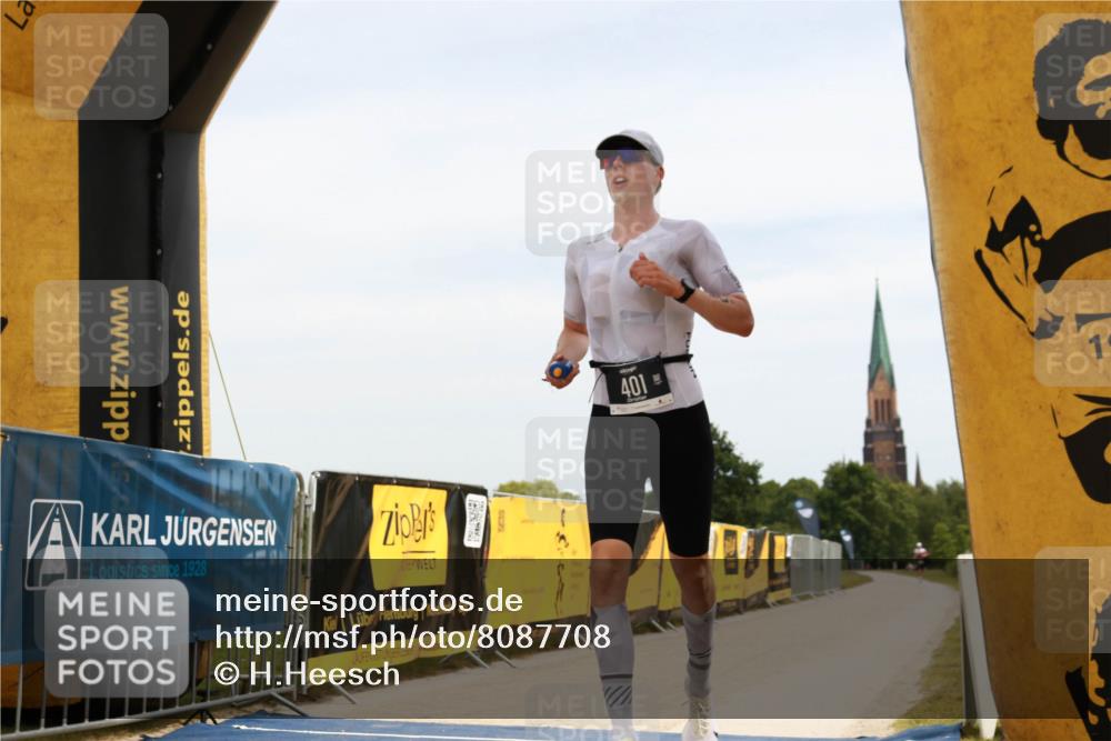 22.06.2025 - Viking Triathlon H.Heesch http://msf.ph/oto/8087708 22.06.2025 12:43:56 Laufen 401 meine-sportfotos.de