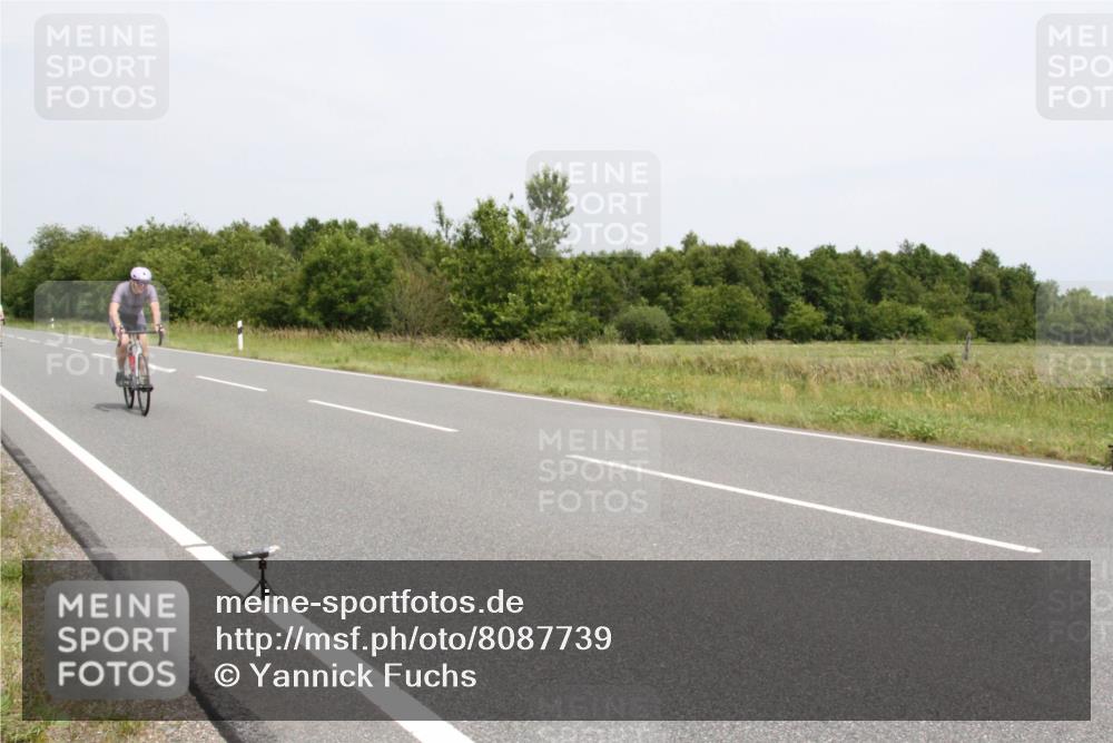 22.06.2025 - Viking Triathlon Yannick Fuchs http://msf.ph/oto/8087739 22.06.2025 13:21:38 Radfahren 249, 460, 483, 649 meine-sportfotos.de