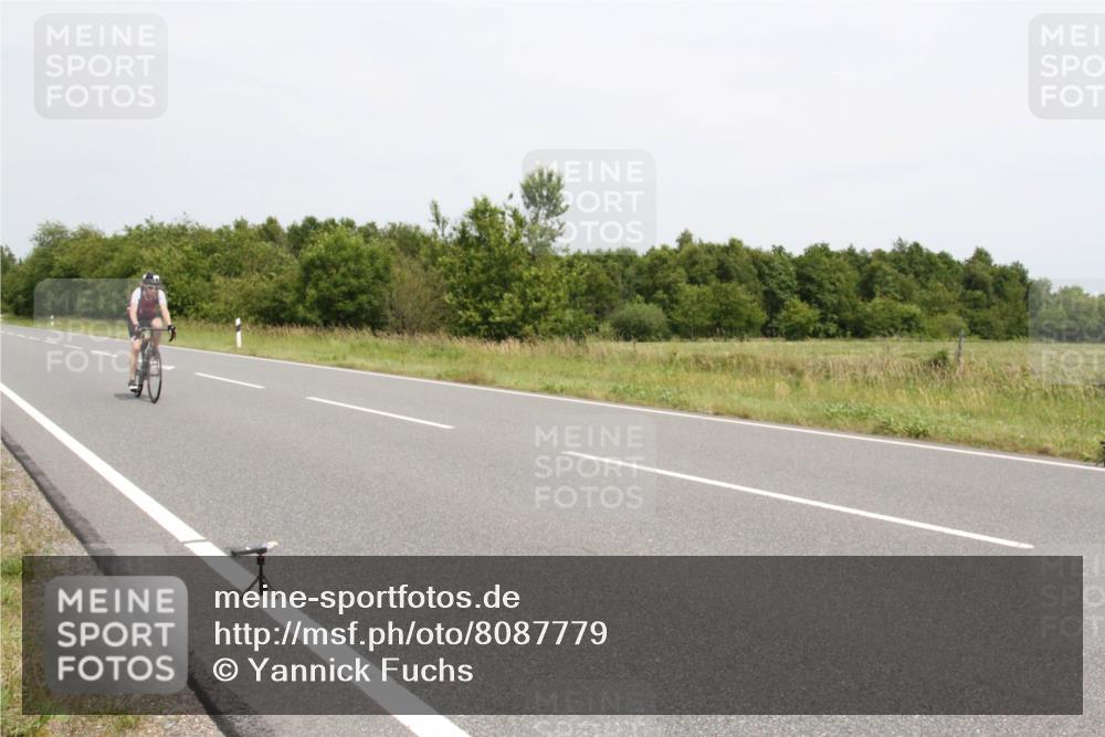 22.06.2025 - Viking Triathlon Yannick Fuchs http://msf.ph/oto/8087779 22.06.2025 13:21:41 Radfahren 249, 460 meine-sportfotos.de