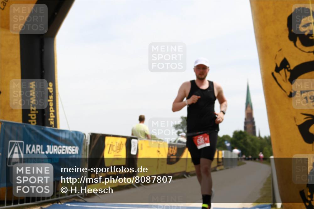 22.06.2025 - Viking Triathlon H.Heesch http://msf.ph/oto/8087807 22.06.2025 12:55:46 Laufen 635 meine-sportfotos.de