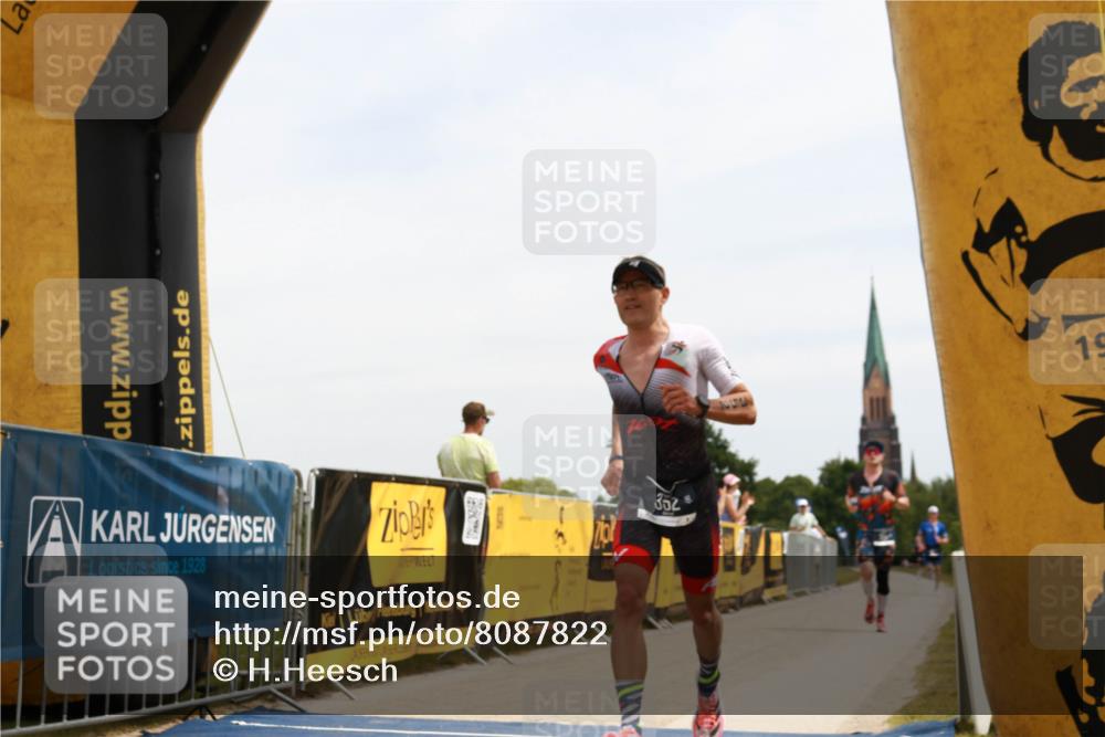 22.06.2025 - Viking Triathlon H.Heesch http://msf.ph/oto/8087822 22.06.2025 12:57:18 Laufen 352, 355 meine-sportfotos.de