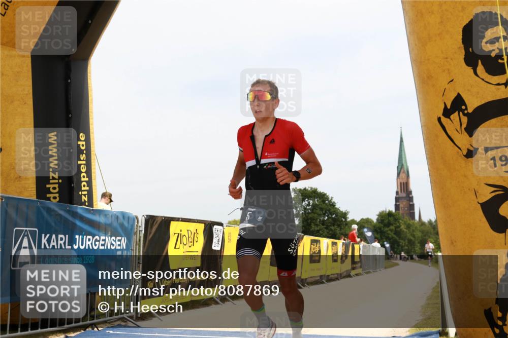 22.06.2025 - Viking Triathlon H.Heesch http://msf.ph/oto/8087869 22.06.2025 13:01:24 Laufen 5 meine-sportfotos.de