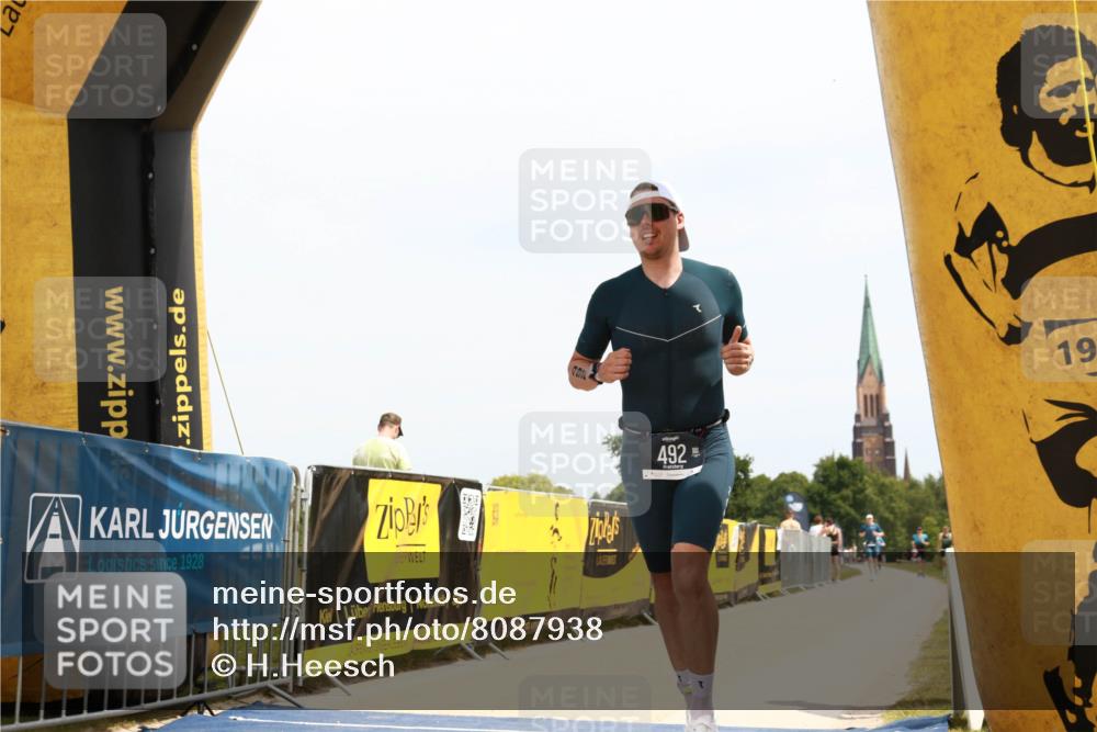 22.06.2025 - Viking Triathlon H.Heesch http://msf.ph/oto/8087938 22.06.2025 13:05:24 Laufen 349, 492 meine-sportfotos.de