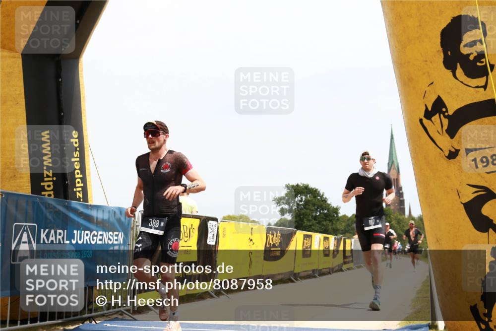 22.06.2025 - Viking Triathlon H.Heesch http://msf.ph/oto/8087958 22.06.2025 13:06:05 Laufen 187, 388, 407 meine-sportfotos.de