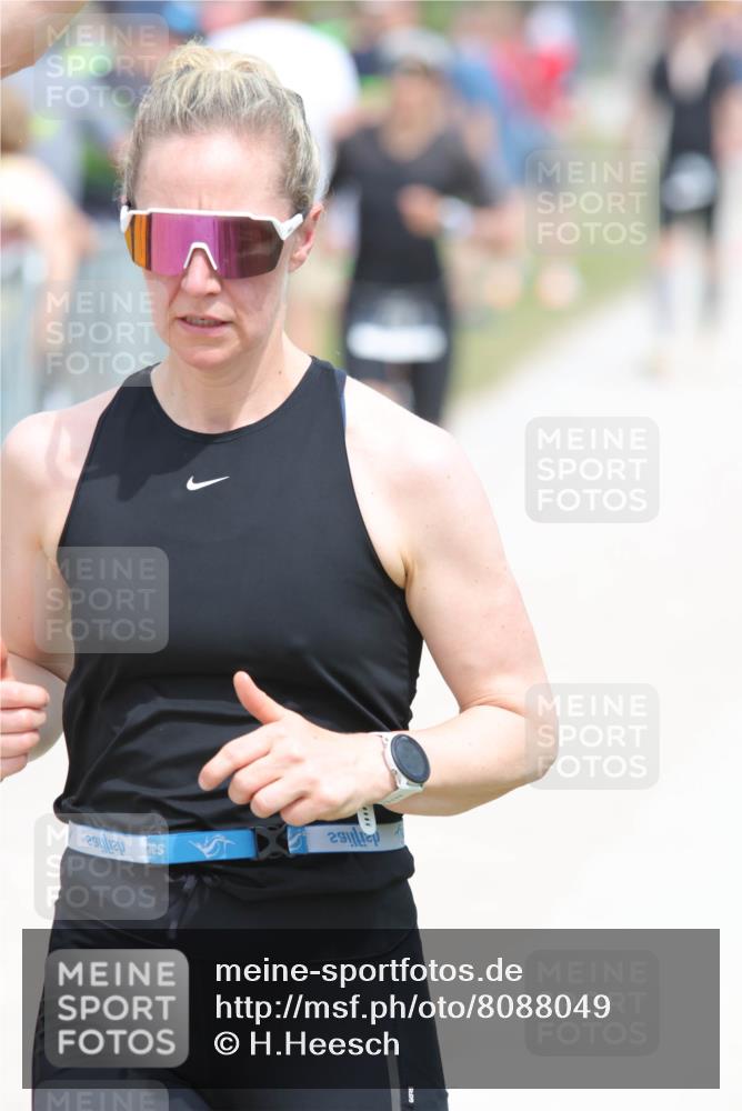 22.06.2025 - Viking Triathlon H.Heesch http://msf.ph/oto/8088049 22.06.2025 14:54:50 Laufen 26, 208, 278, 344 meine-sportfotos.de