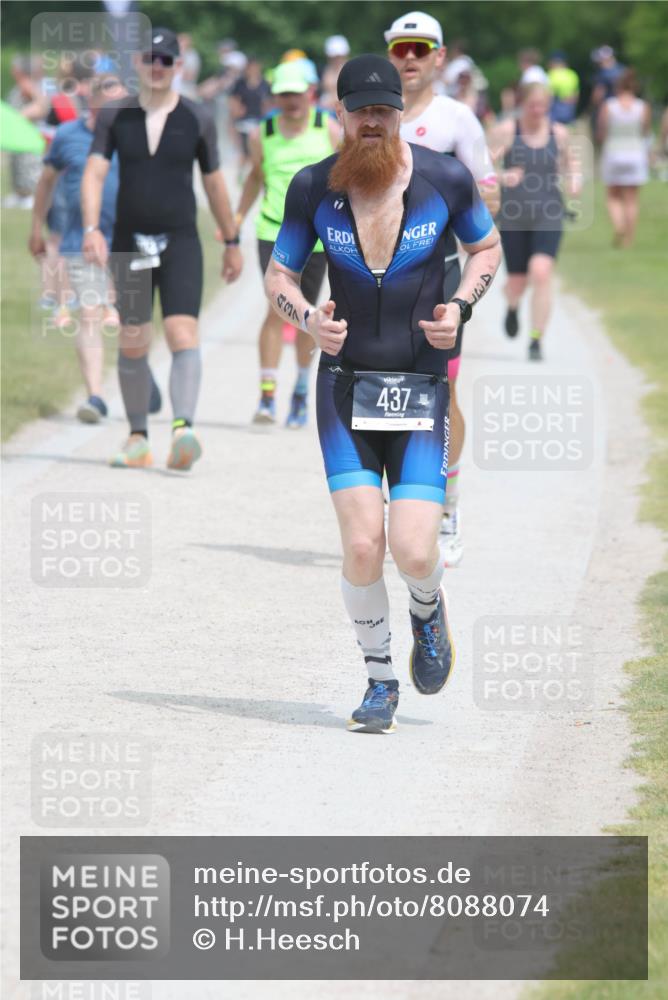 22.06.2025 - Viking Triathlon H.Heesch http://msf.ph/oto/8088074 22.06.2025 14:54:56 Laufen 26, 209, 278, 437 meine-sportfotos.de