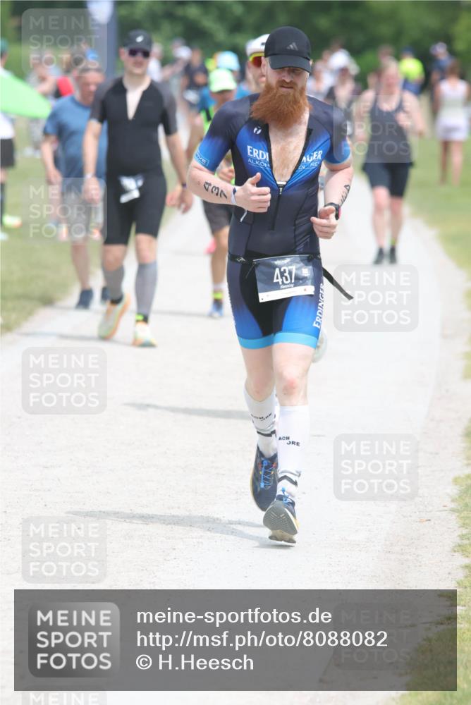 22.06.2025 - Viking Triathlon H.Heesch http://msf.ph/oto/8088082 22.06.2025 14:54:56 Laufen 26, 209, 278, 437 meine-sportfotos.de