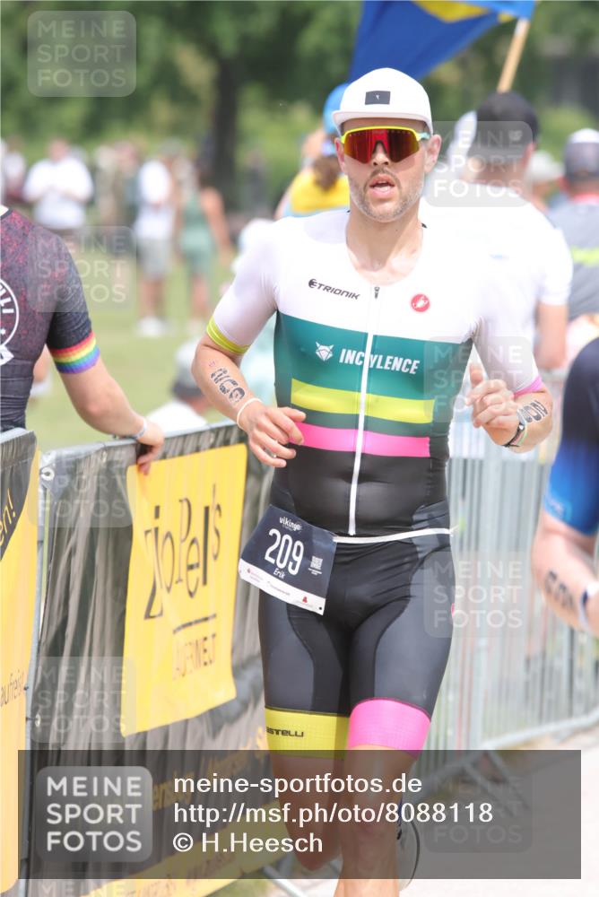 22.06.2025 - Viking Triathlon H.Heesch http://msf.ph/oto/8088118 22.06.2025 14:55:00 Laufen 209, 437 meine-sportfotos.de
