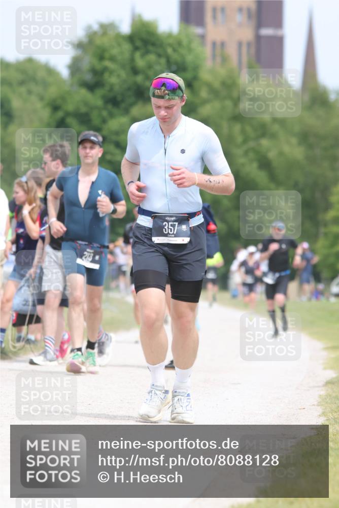 22.06.2025 - Viking Triathlon H.Heesch http://msf.ph/oto/8088128 22.06.2025 14:56:04 Laufen 167, 357 meine-sportfotos.de