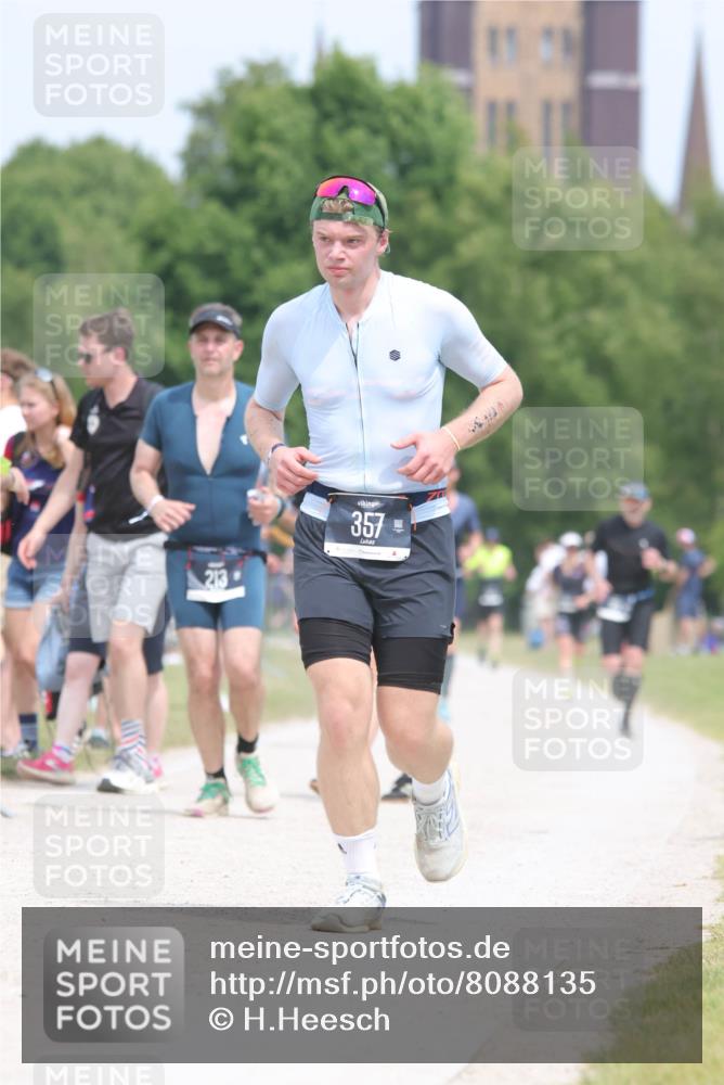 22.06.2025 - Viking Triathlon H.Heesch http://msf.ph/oto/8088135 22.06.2025 14:56:04 Laufen 167, 357 meine-sportfotos.de