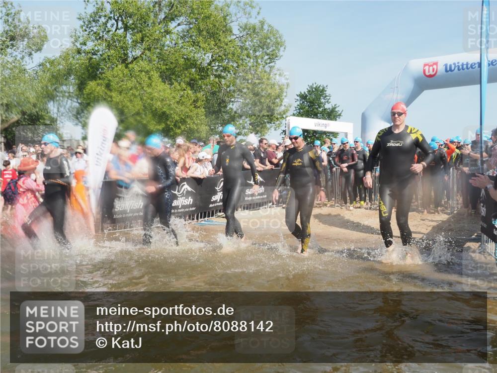 22.06.2025 - Viking Triathlon KatJ http://msf.ph/oto/8088142 22.06.2025 10:08:14 Schwimmen 37, 51, 106, 116, 133, 140, 206, 222, 225, 268, 364, 378, 403, 406, 410, 422, 466, 480, 543, 638 meine-sportfotos.de