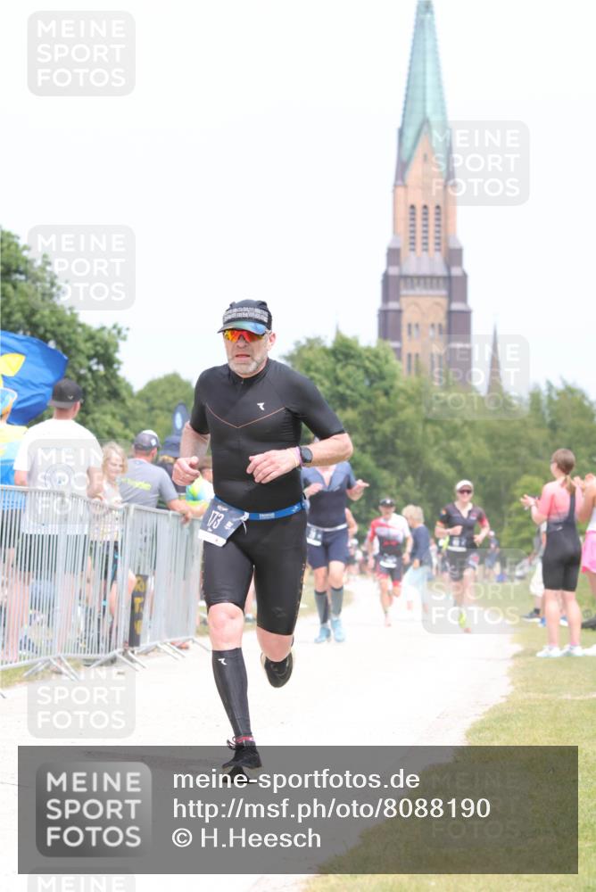 22.06.2025 - Viking Triathlon H.Heesch http://msf.ph/oto/8088190 22.06.2025 14:56:15 Laufen 88, 173, 213, 524 meine-sportfotos.de
