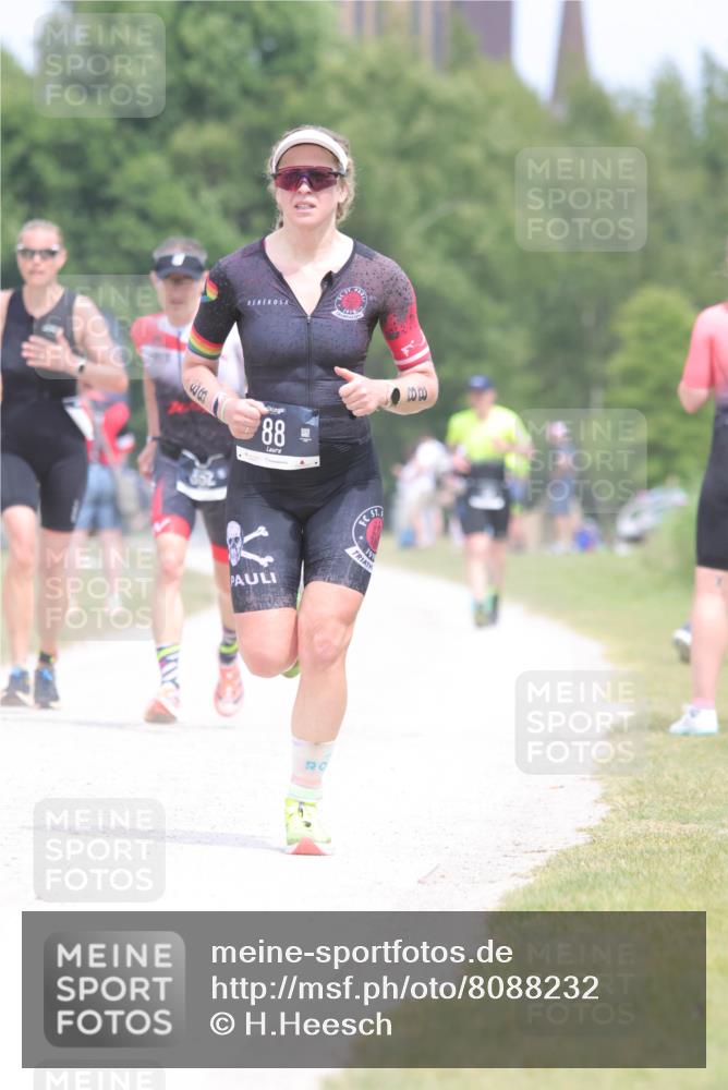 22.06.2025 - Viking Triathlon H.Heesch http://msf.ph/oto/8088232 22.06.2025 14:56:19 Laufen 78, 88, 173, 213, 352, 524 meine-sportfotos.de